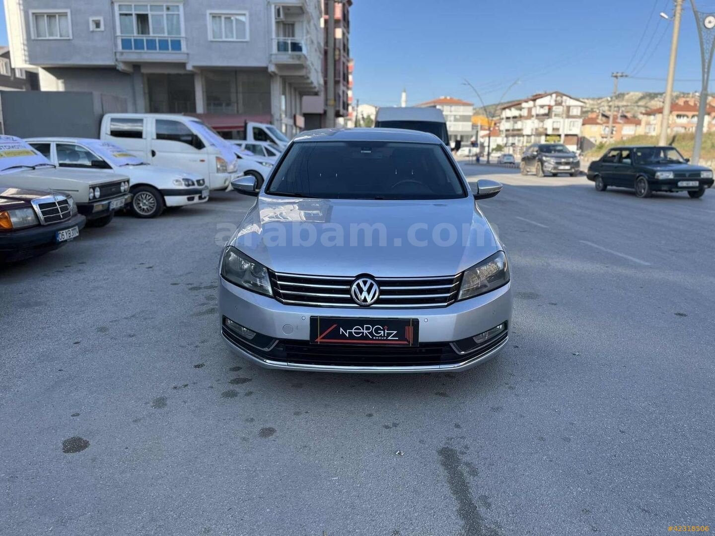 Galeriden Volkswagen Passat 1.4 TSi BlueMotion Comfortline 2011 Model Burdur 250.000 km Gri 2