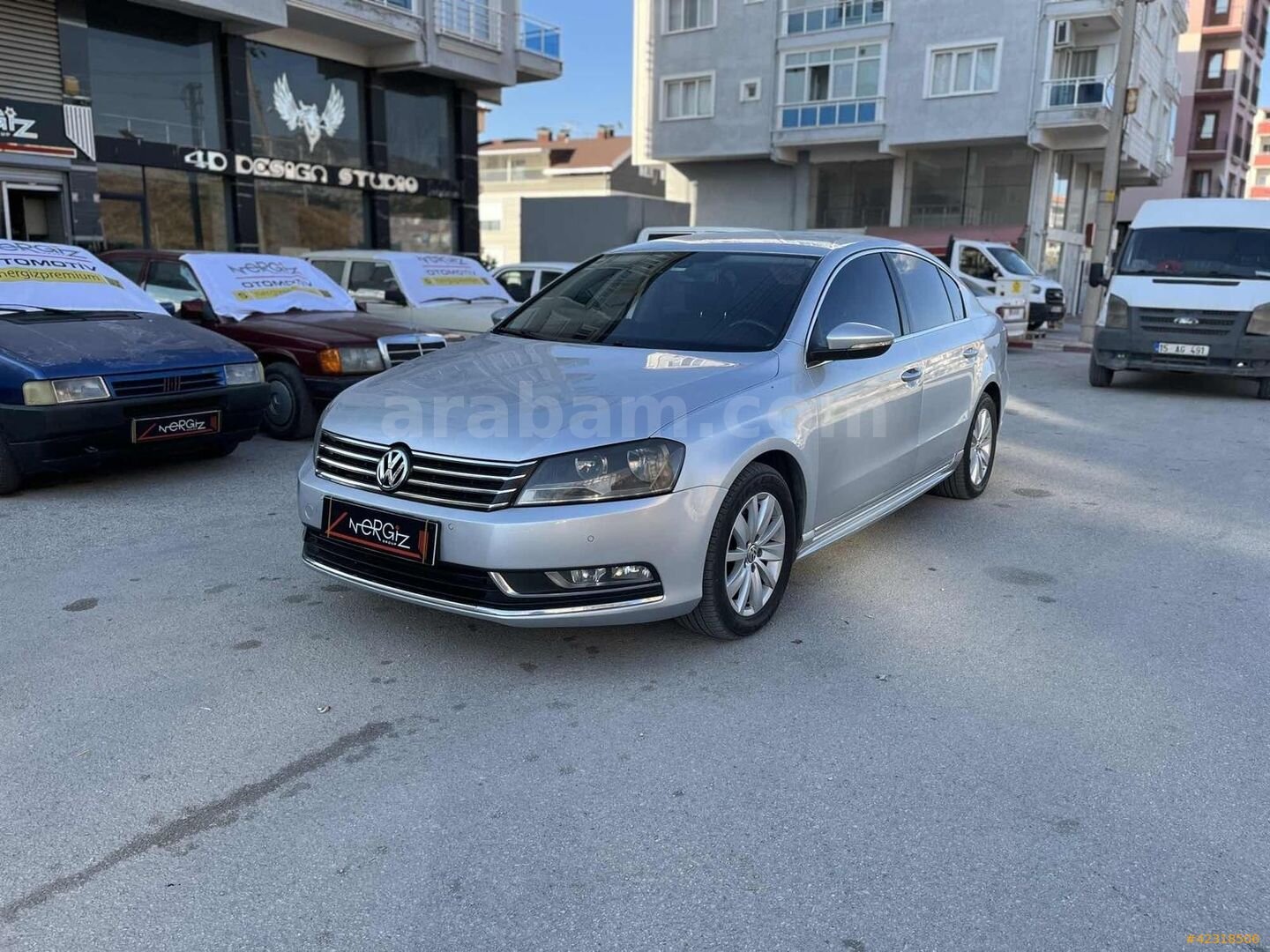 Galeriden Volkswagen Passat 1.4 TSi BlueMotion Comfortline 2011 Model Burdur 250.000 km Gri 1