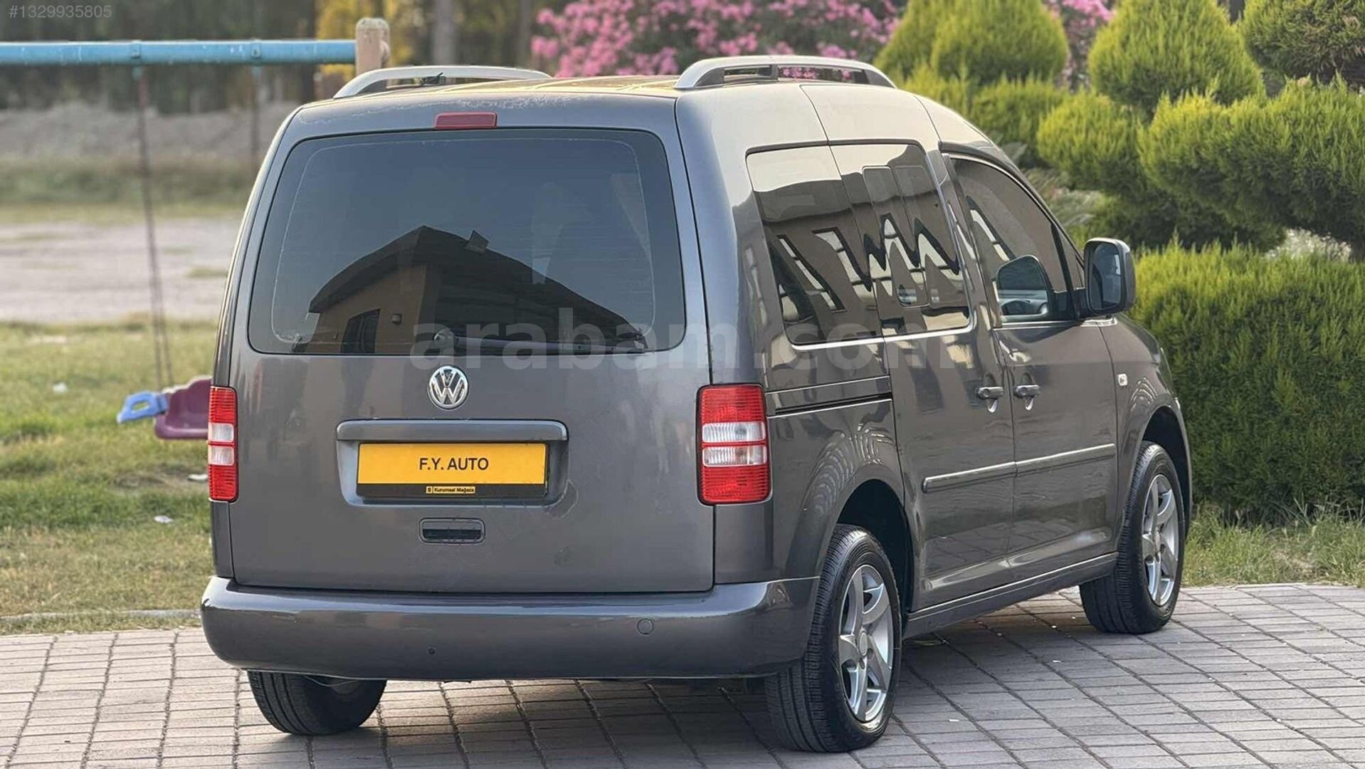 Galeriden Volkswagen Caddy 1.6 TDI Comfortline 2011 Model Osmaniye 270.000 km Füme 5