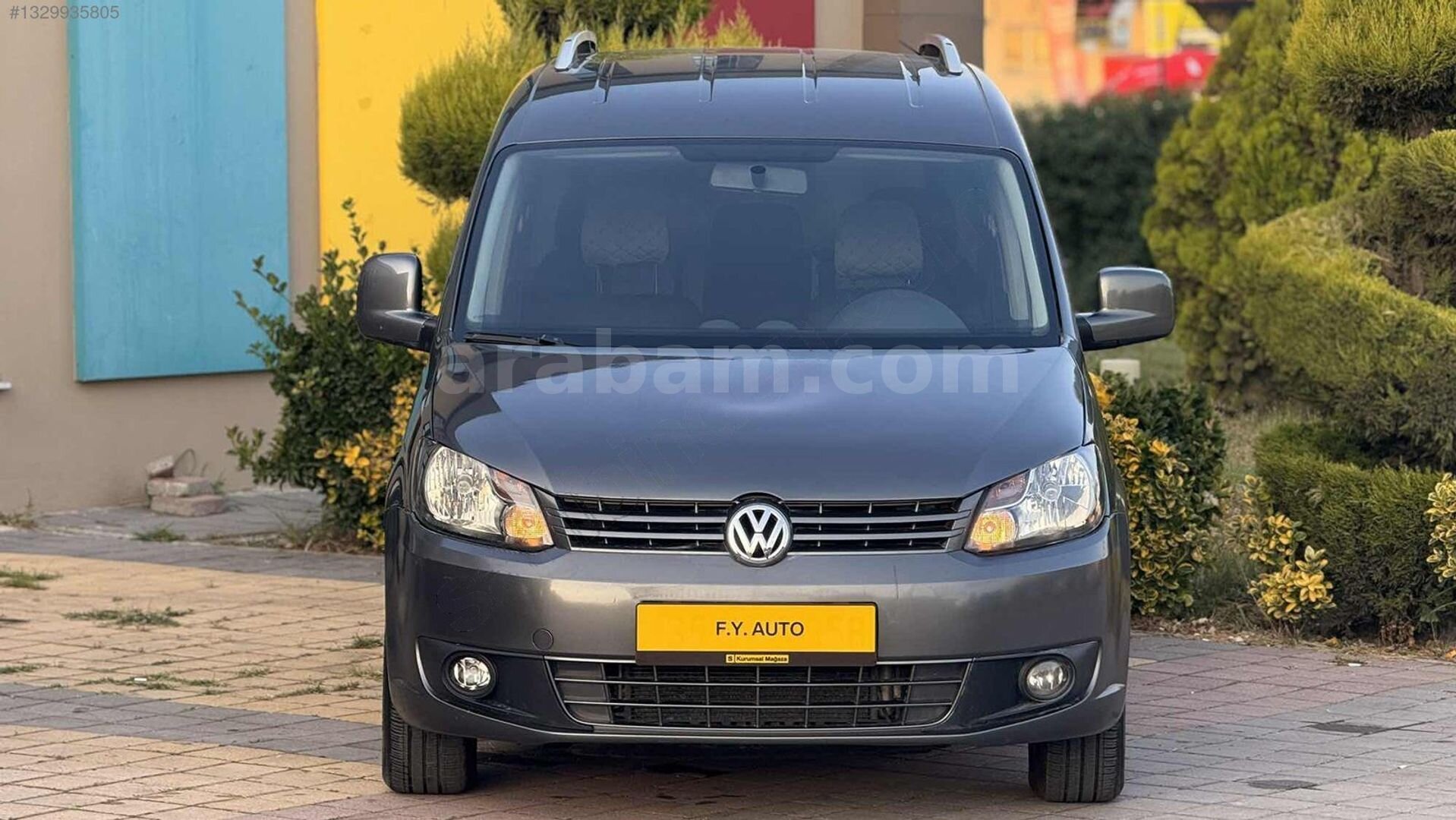 Galeriden Volkswagen Caddy 1.6 TDI Comfortline 2011 Model Osmaniye 270.000 km Füme 2