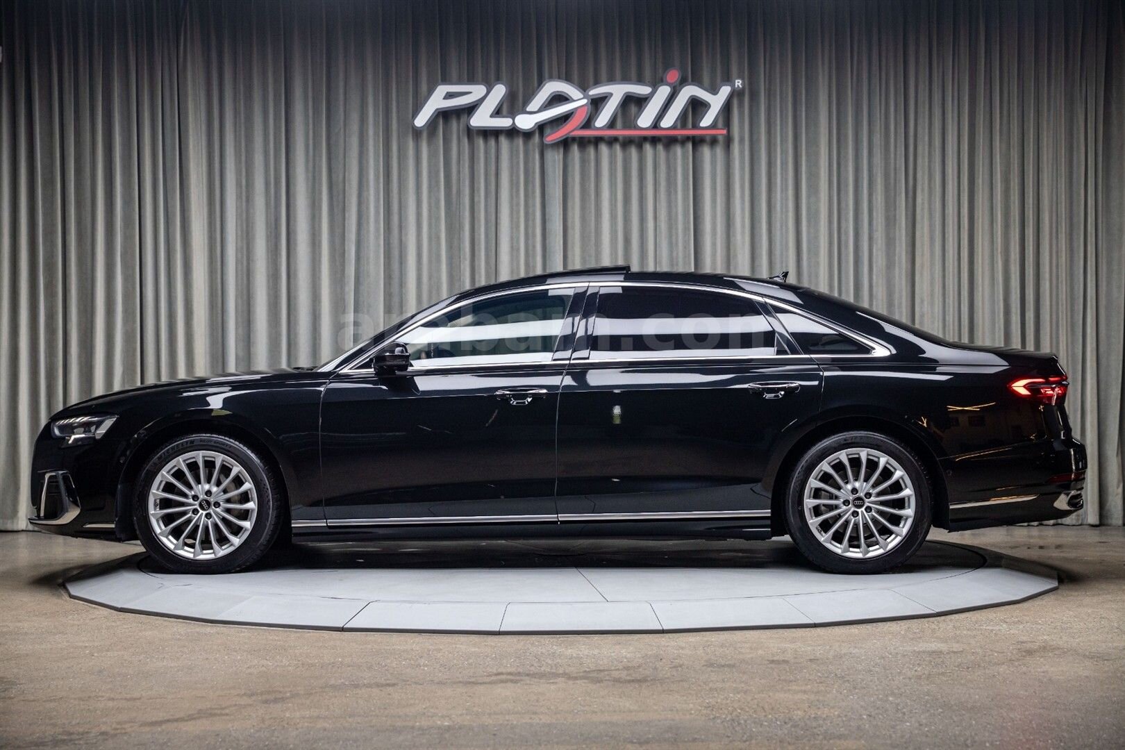 Galeriden Audi A8 50 TDI Quattro Long 2022 Model İstanbul 71.863 km Siyah 3
