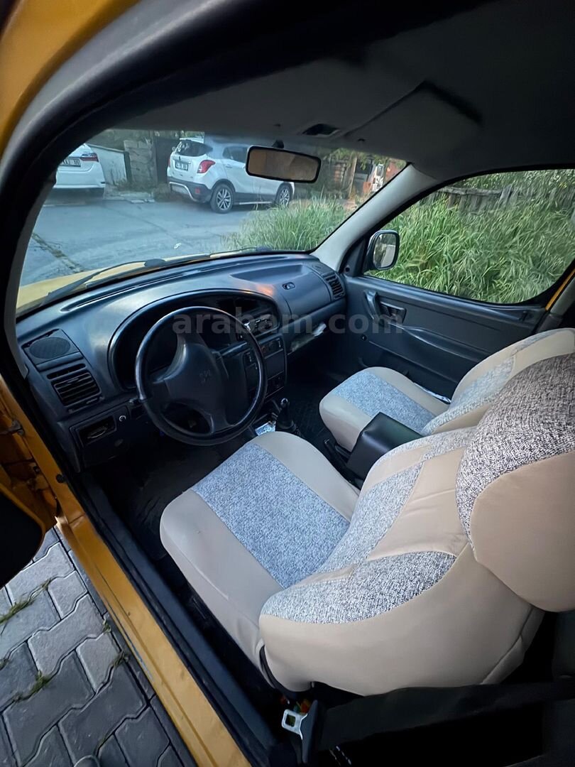 Sahibinden Peugeot Partner 1.9 D 2002 Model Kocaeli 300.550 km Sarı 7