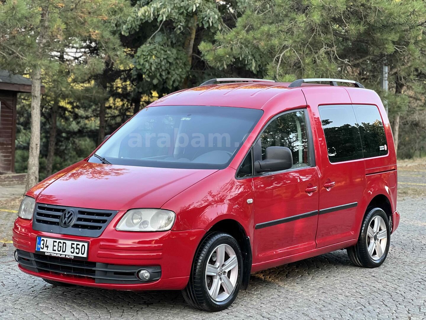 Galeriden Volkswagen Caddy 1.9 TDI 2006 Model İstanbul 330.000 km Kırmızı 3