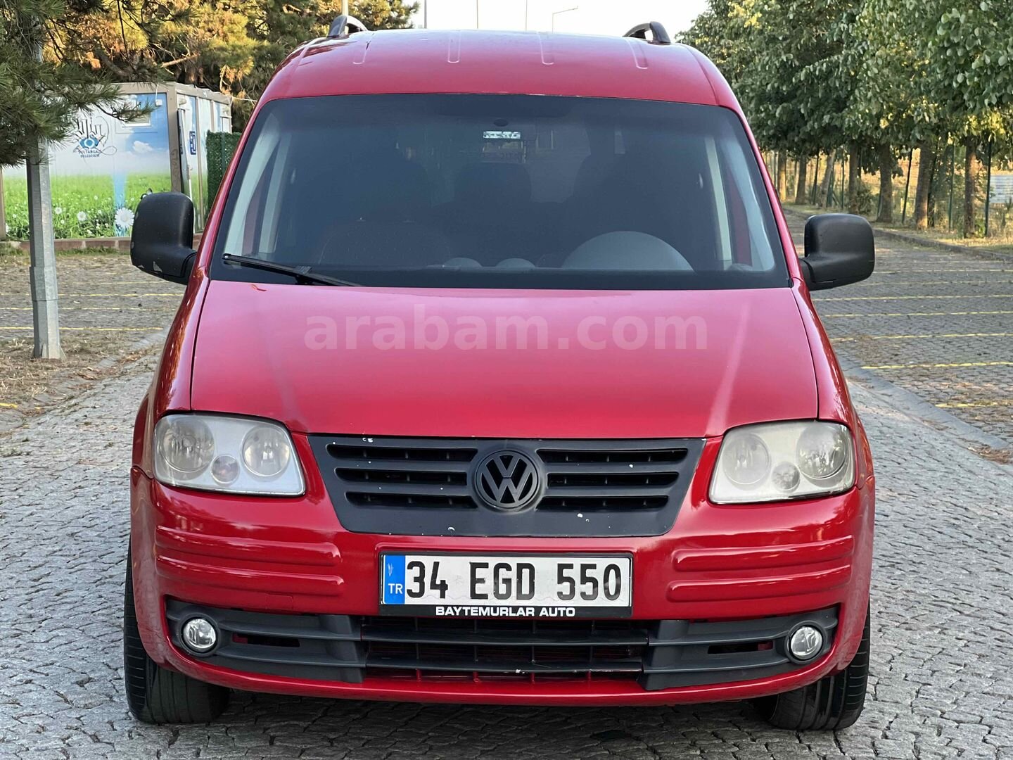 Galeriden Volkswagen Caddy 1.9 TDI 2006 Model İstanbul 330.000 km Kırmızı 2