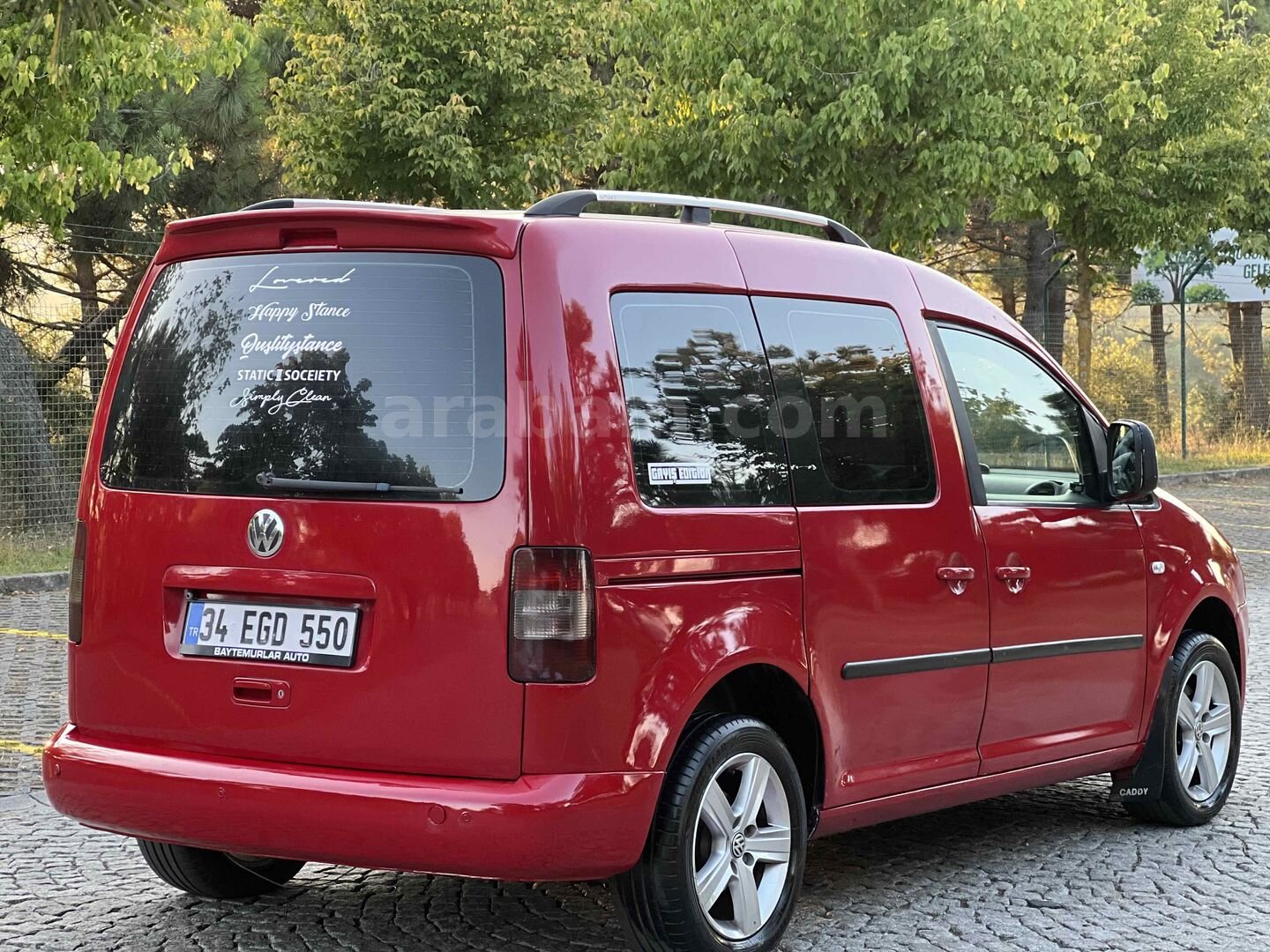 Galeriden Volkswagen Caddy 1.9 TDI 2006 Model İstanbul 330.000 km Kırmızı 5