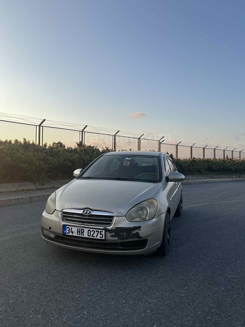 Sahibinden Hyundai Accent Era 1.5 CRDi Select 2011 Model İstanbul 228.000 km Şampanya 2
