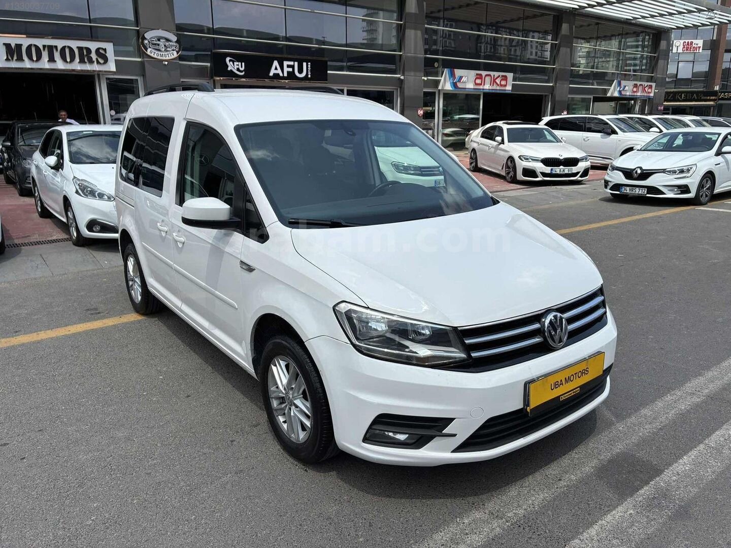 Galeriden Volkswagen Caddy 2.0 TDI Comfortline 2015 Model Ankara 329.000 km Beyaz 3