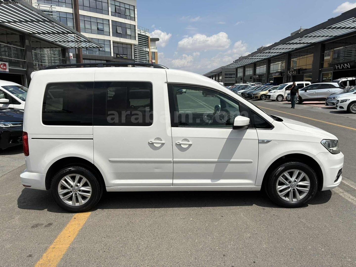 Galeriden Volkswagen Caddy 2.0 TDI Comfortline 2015 Model Ankara 329.000 km Beyaz 4