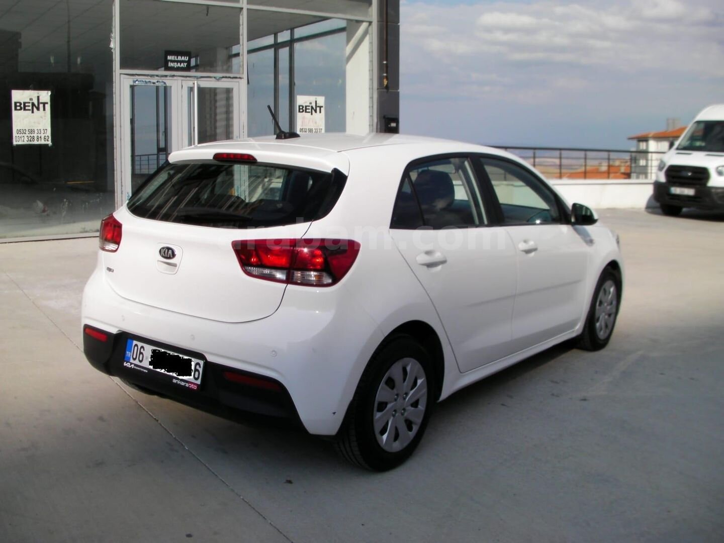 Sahibinden Kia Rio 1.4 CVVT Cool 2020 Model Ankara 113.000 km Beyaz 3