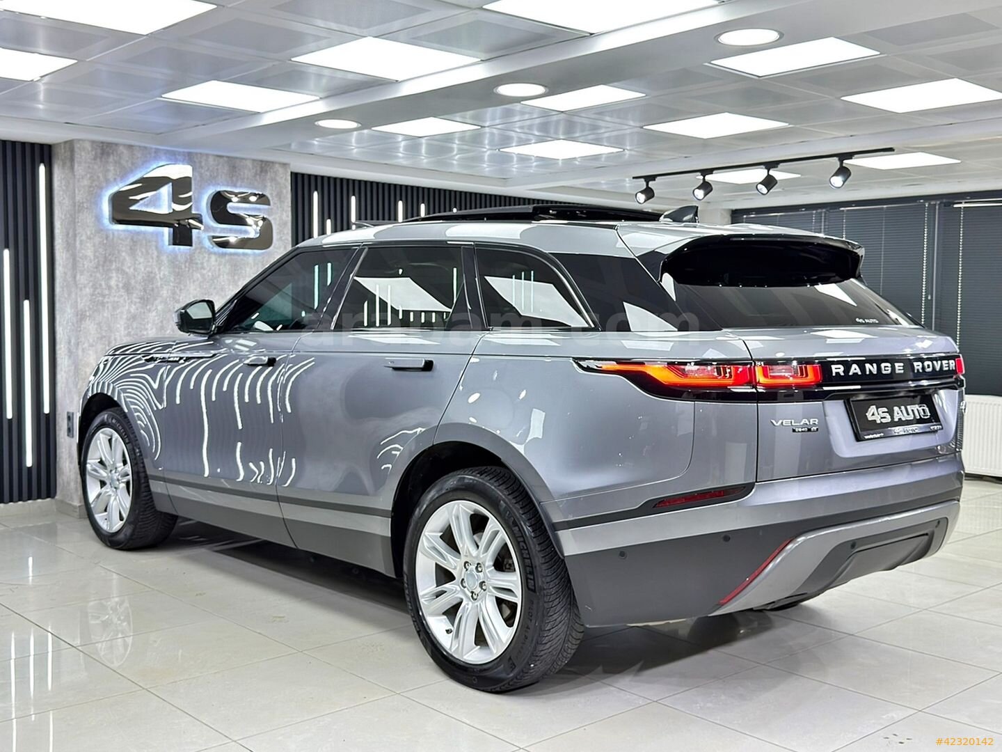 Galeriden Land Rover Range Velar 2.0 TD4 SE 2019 Model İstanbul 149.000 km Gri 5