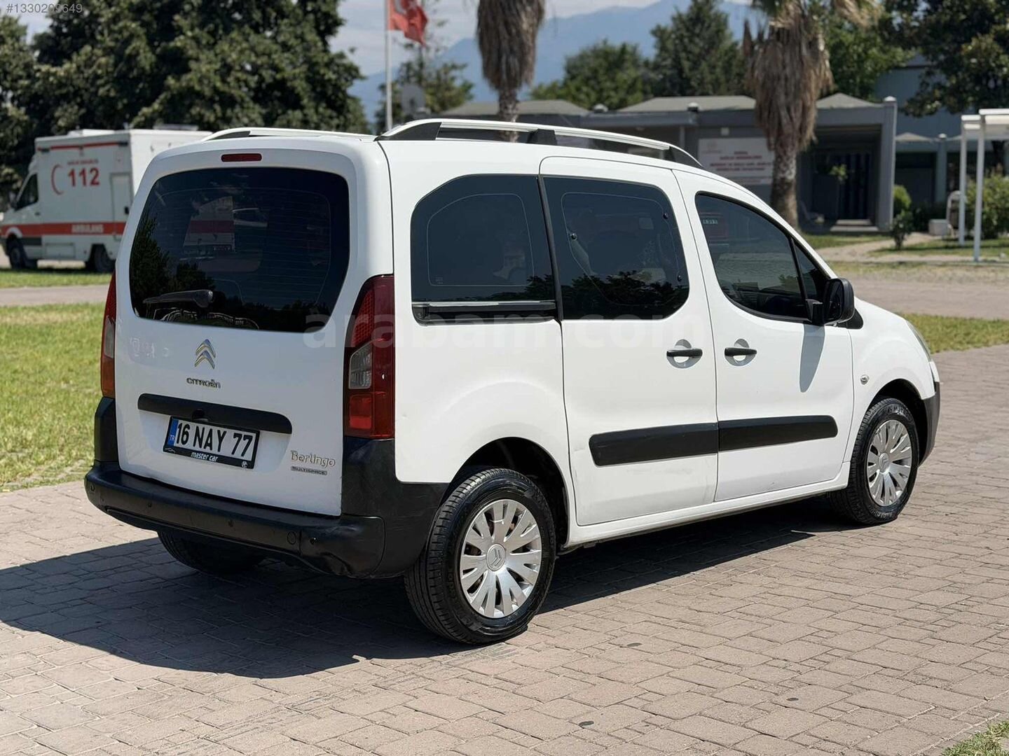 Galeriden Citroen Berlingo 1.6 HDi Combi X 2013 Model Bursa 392.000 km Beyaz 7
