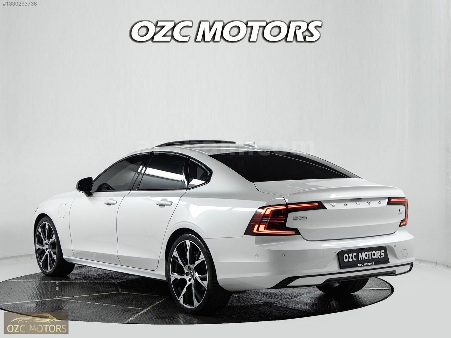 Galeriden Volvo S90 2.0 T8 Recharge Plus Dark 2024 Model İstanbul 71.000 km Beyaz 3