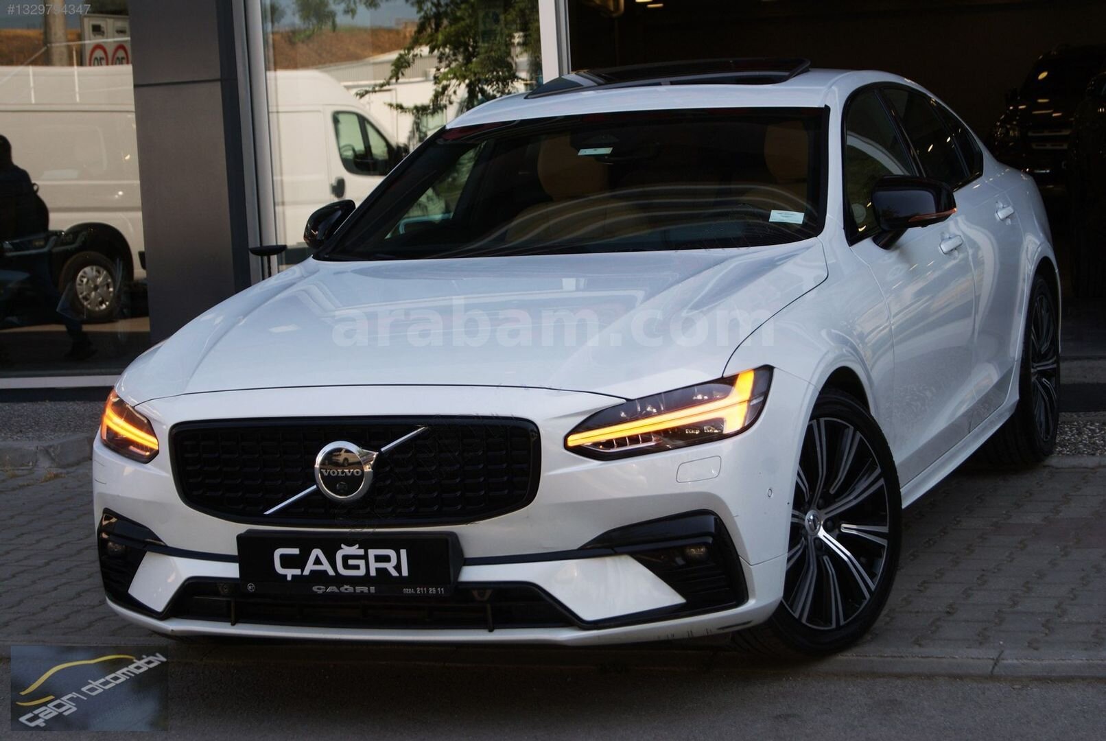 Galeriden Volvo S90 2.0 D B5 Plus Dark 2022 Model Bursa 95.000 km Beyaz 3