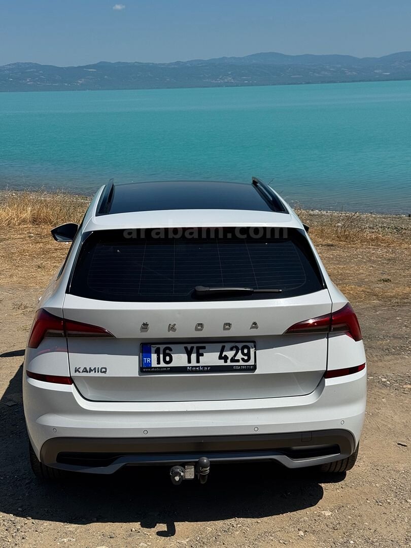 Sahibinden Skoda Kamiq 1.5 TSI Premium 2020 Model Bursa 138.000 km Beyaz 6