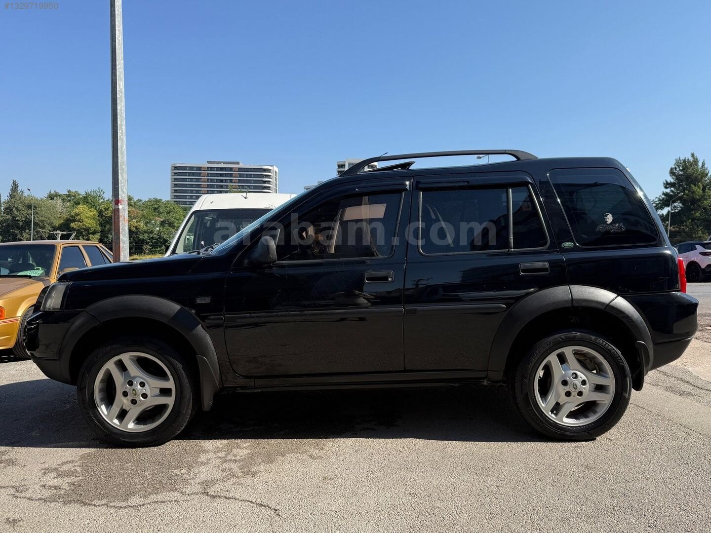 Galeriden Land Rover Freelander 2.0 TD4 HSE 2006 Model Bursa 260.000 km Siyah 4
