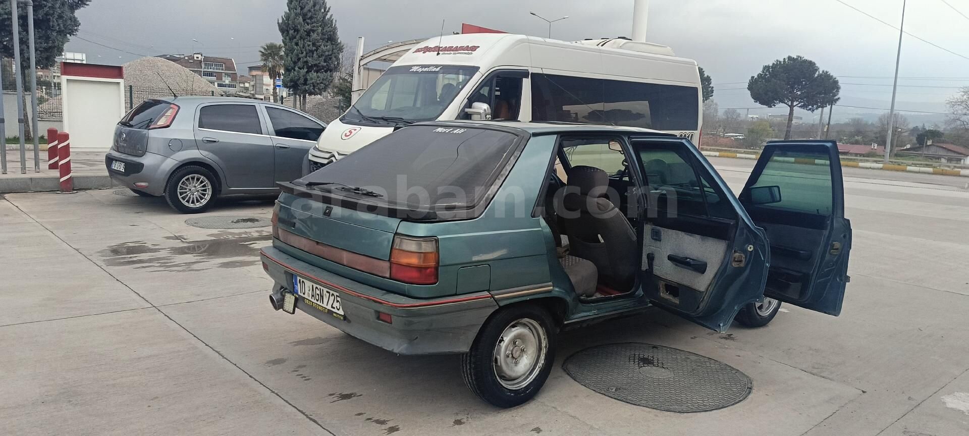 Sahibinden Renault R 11 GTS 1989 Model Balıkesir 60.000 km Yeşil 7