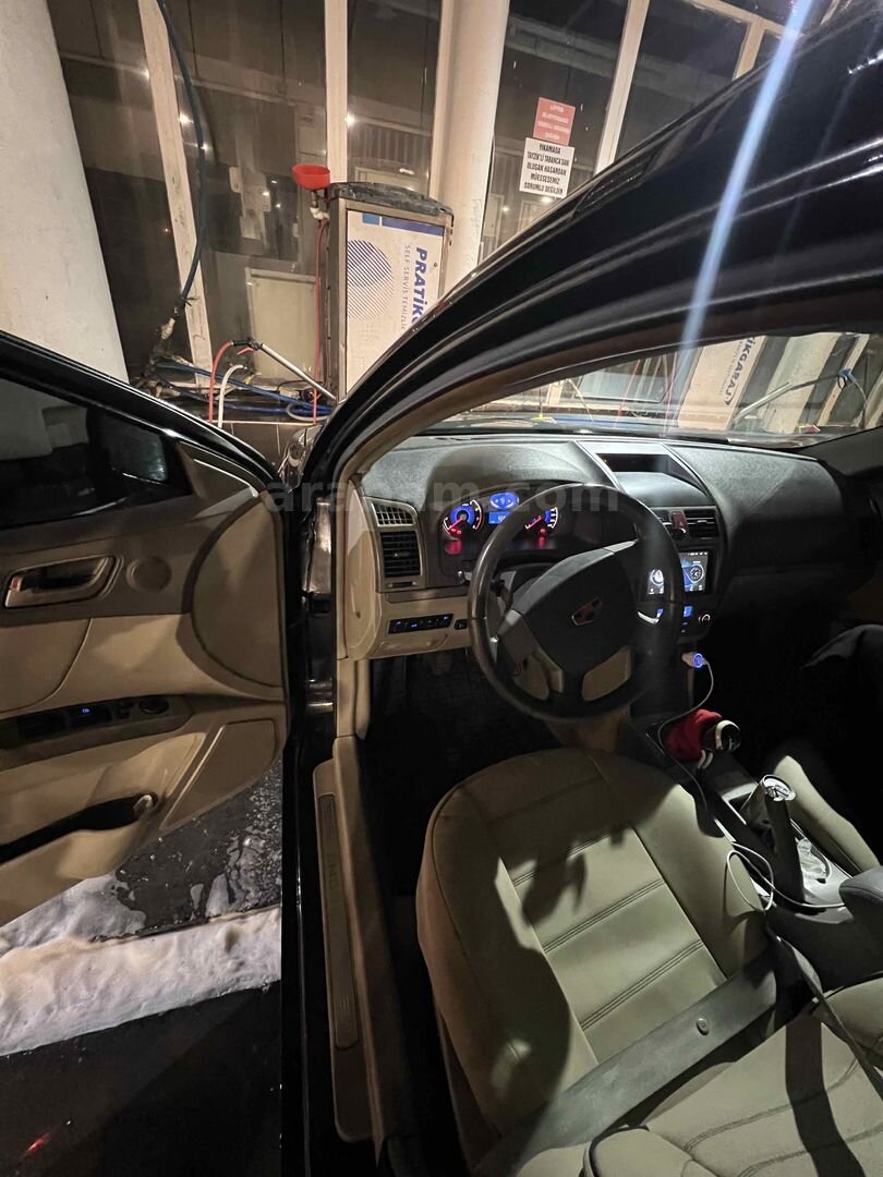 Sahibinden Geely Emgrand 1.5 GSL Premium 2011 Model İstanbul 180.000 km Siyah 7