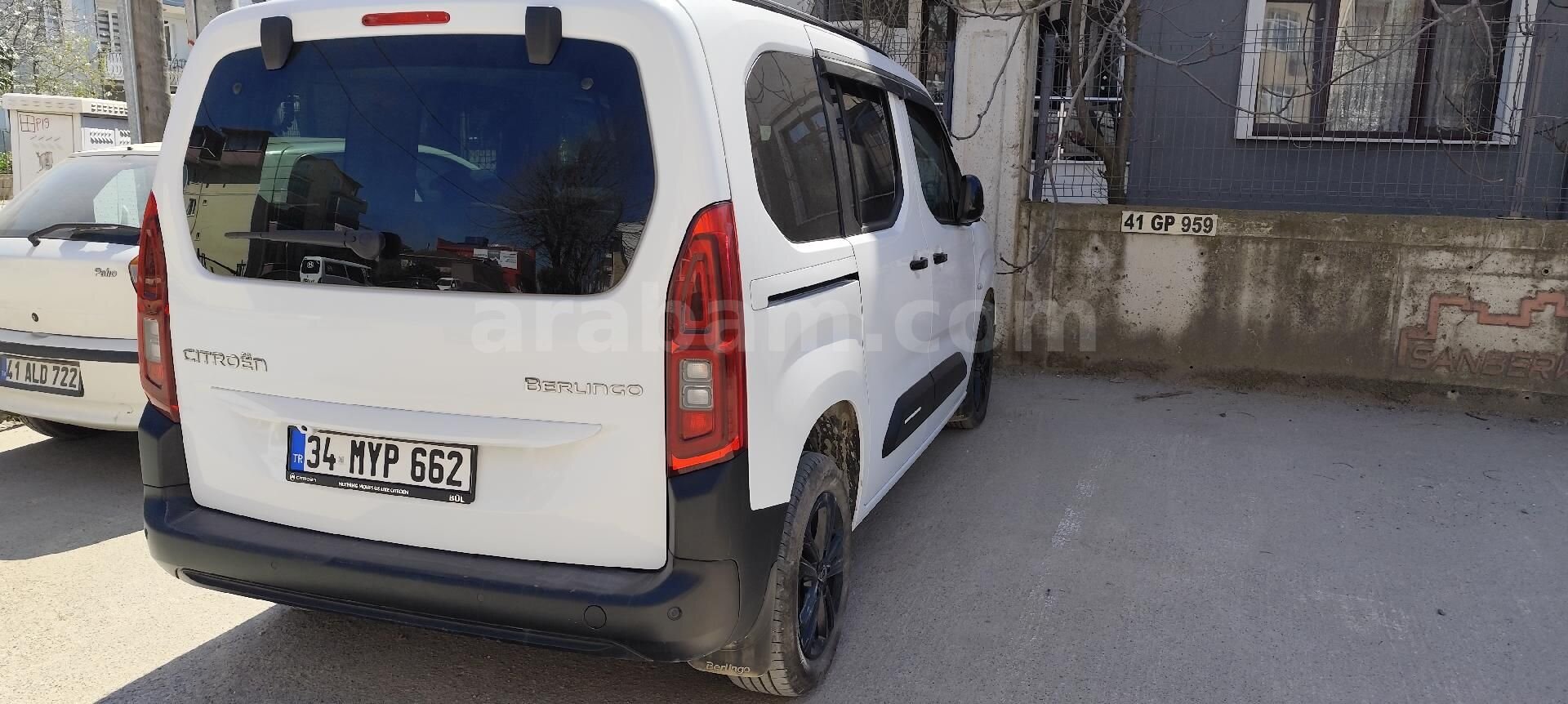 Sahibinden Citroen Berlingo 1.5 BlueHDI Max 2025 Model Kocaeli 21.000 km Beyaz 5