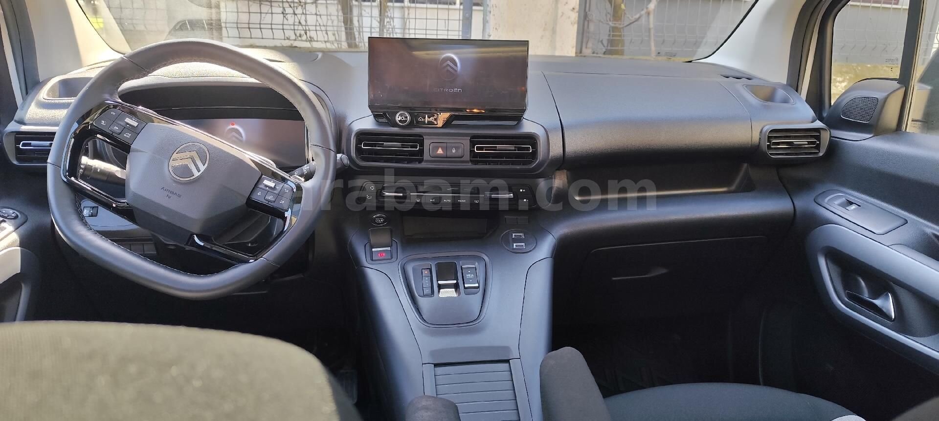 Sahibinden Citroen Berlingo 1.5 BlueHDI Max 2025 Model Kocaeli 21.000 km Beyaz 1
