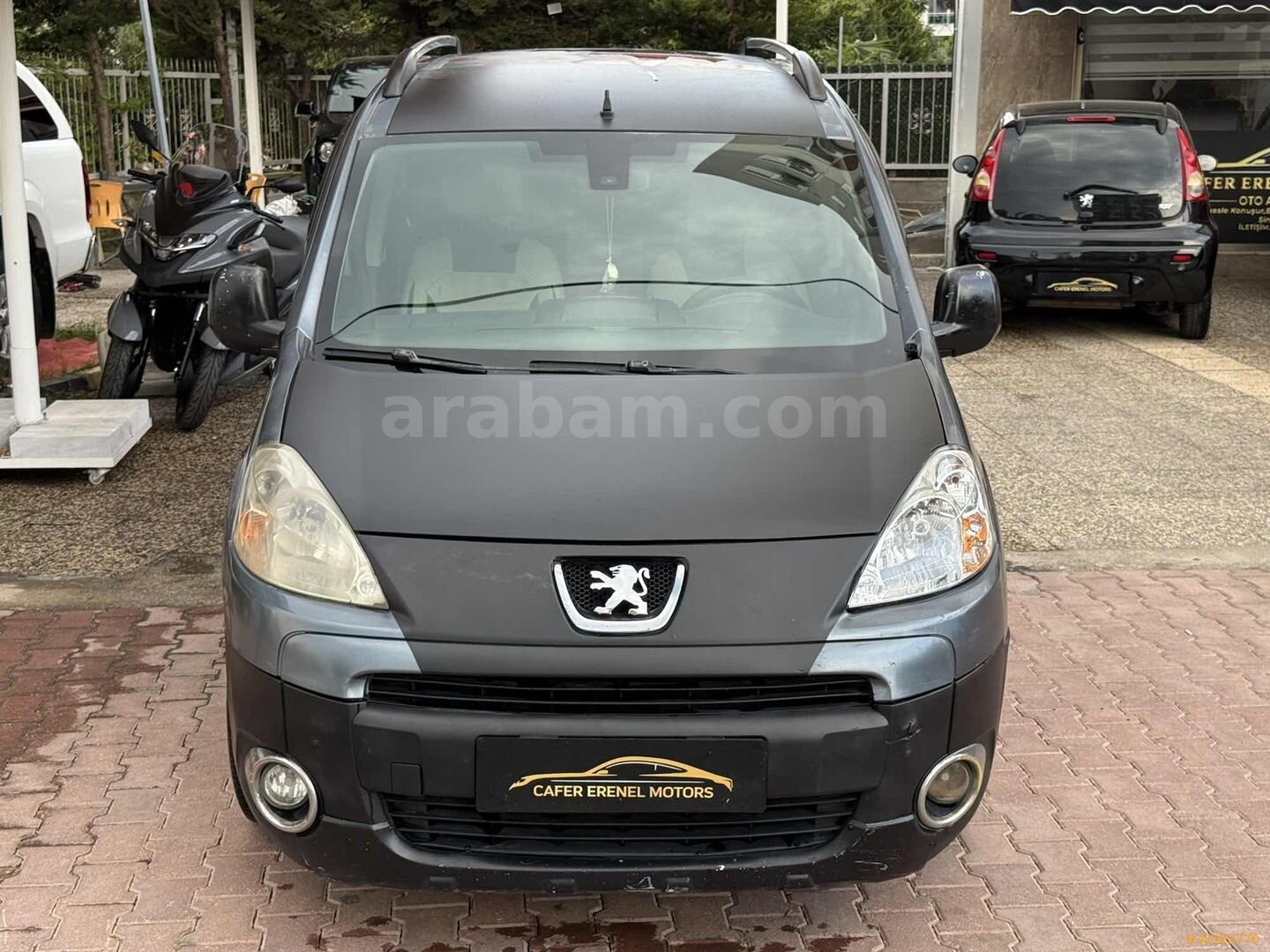 Galeriden Peugeot Partner 1.6 HDI Premium Pack 2009 Model Antalya 396.654 km Gri 4