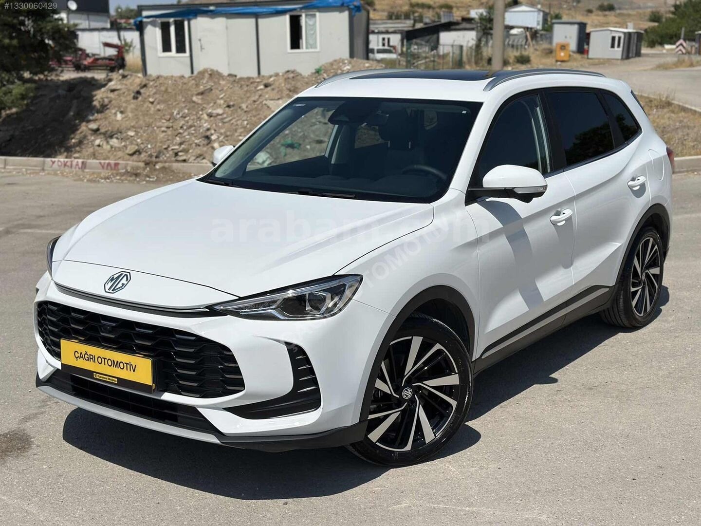 2025 MG ZS 1.5 HYBRİT+ LUXURY SIFIRDAN FARKSIZ CAM TAVANLI 1