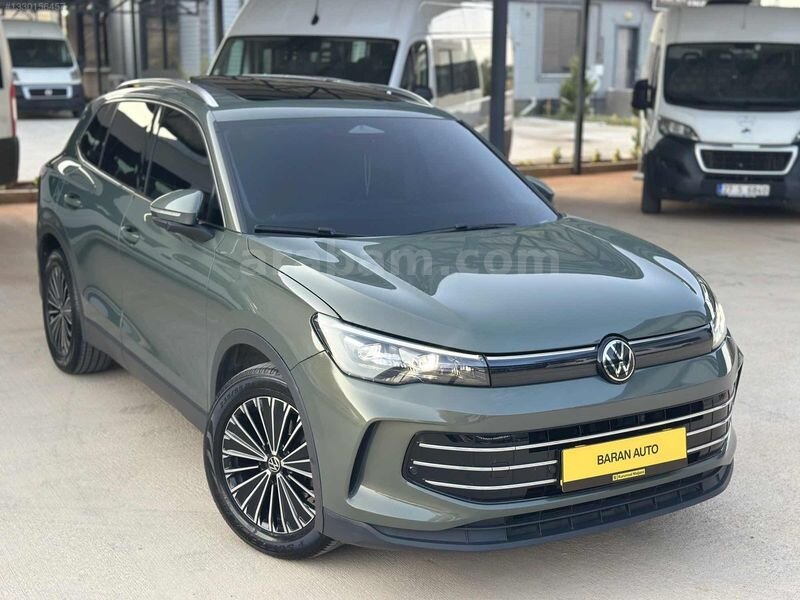 Galeriden Volkswagen Tiguan 1.5 TSI Elegance 2024 Model Gaziantep 64.500 km Yeşil