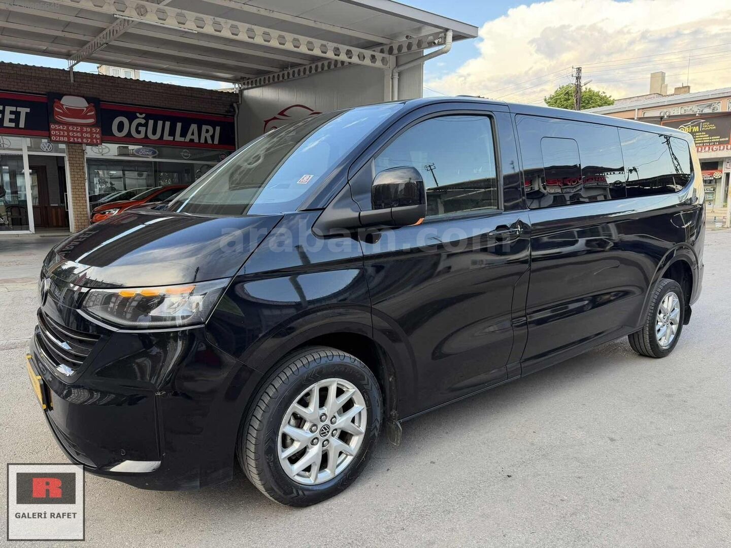 Galeriden Volkswagen Caravelle 2.0 TDI Life 2025 Model Kırklareli 97.000 km Siyah 2