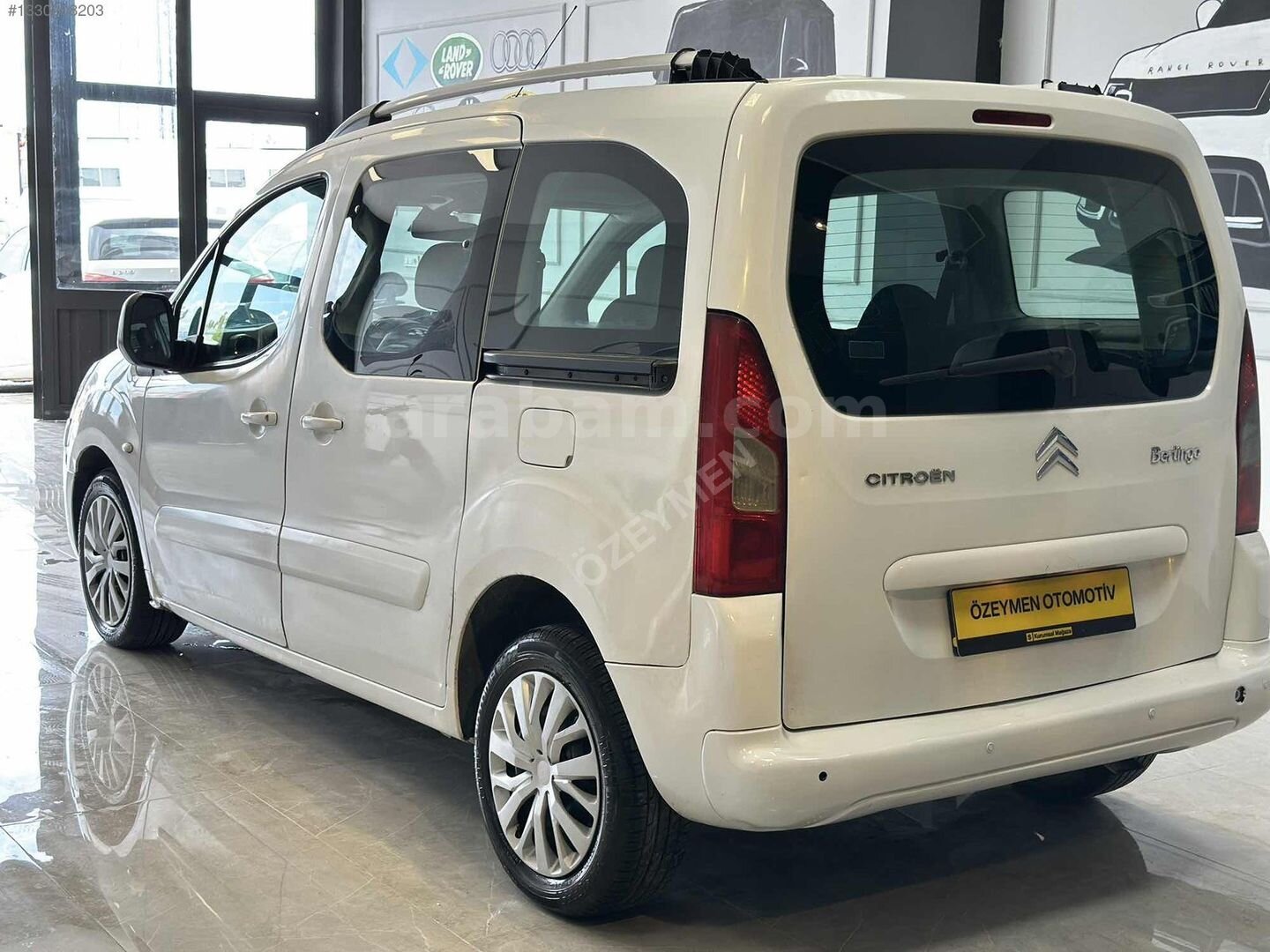Galeriden Citroen Berlingo 1.6 HDi Combi SX 2010 Model Eskişehir 349.000 km Beyaz 5