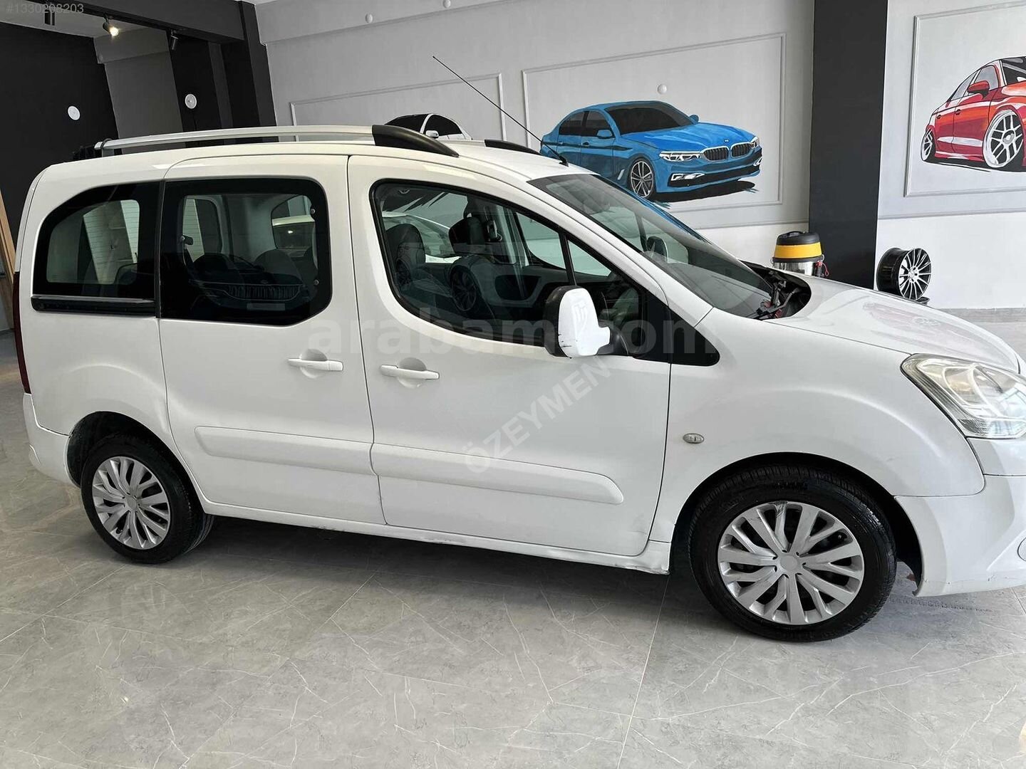 Galeriden Citroen Berlingo 1.6 HDi Combi SX 2010 Model Eskişehir 349.000 km Beyaz 7