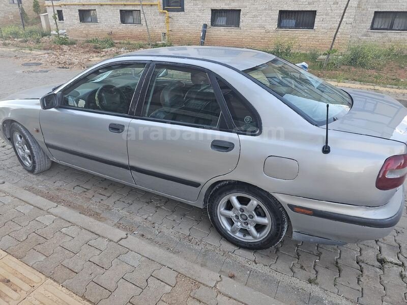 Sahibinden Volvo S40 2.0 1997 Model Kahramanmaraş 300.000 km Gri (Gümüş)