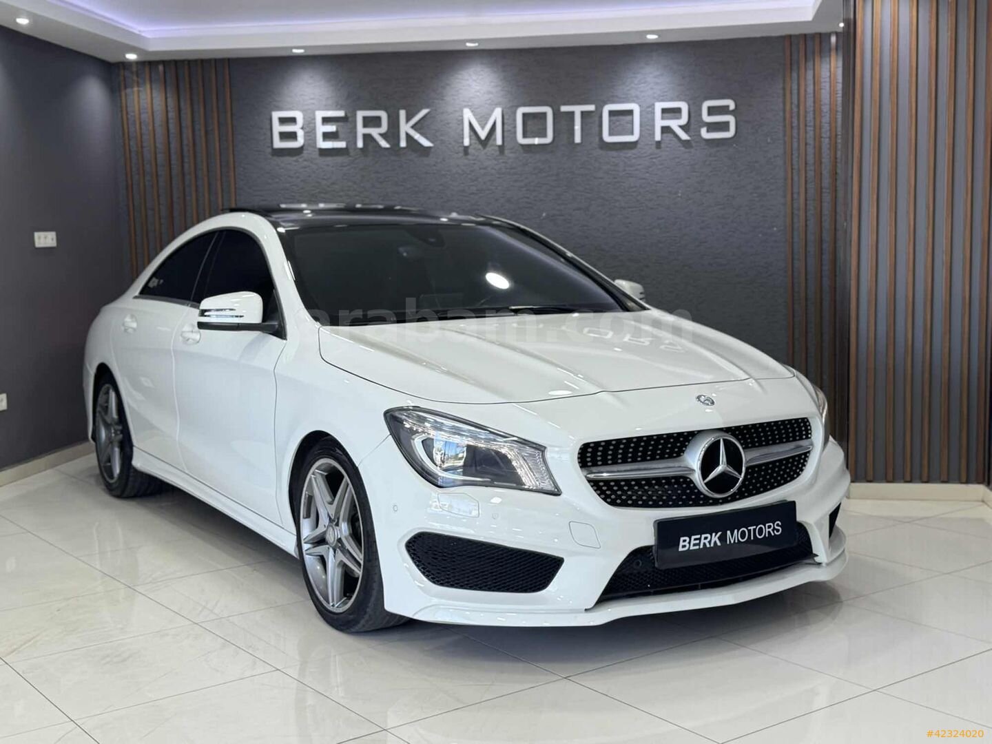 Galeriden Mercedes - Benz CLA 180 D AMG 2015 Model İstanbul 199.000 km Beyaz 1