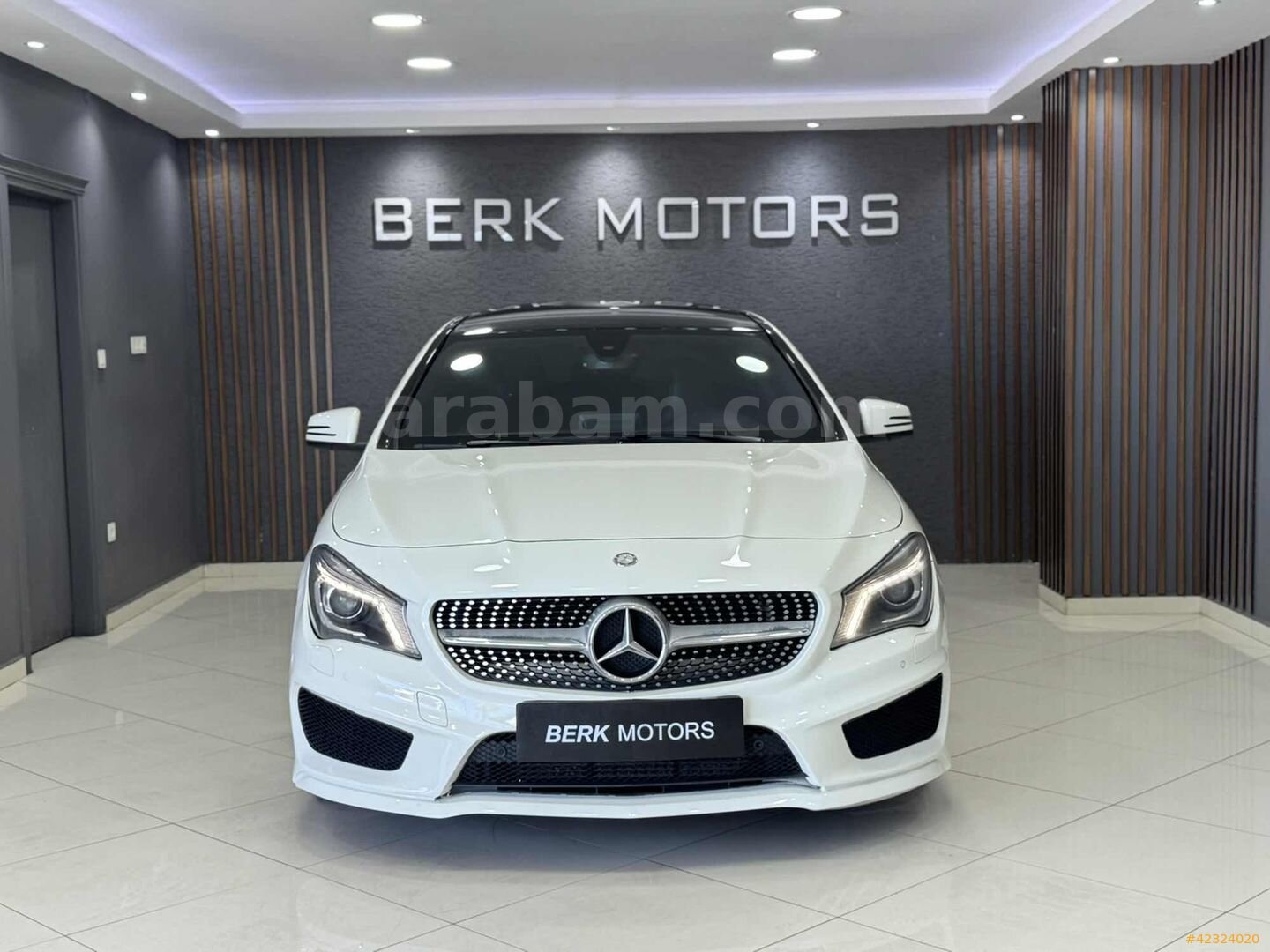 Galeriden Mercedes - Benz CLA 180 D AMG 2015 Model İstanbul 199.000 km Beyaz 3