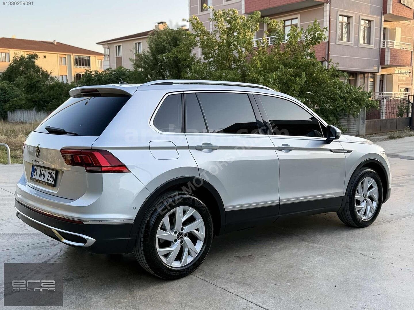 Galeriden Volkswagen Tiguan 1.5 TSI Elegance 2023 Model Düzce 99.000 km Gri 6