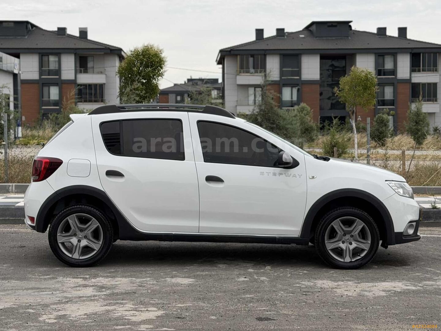 Galeriden Dacia Sandero 1.5 dCi Stepway 2019 Model Tekirdağ 169.000 km Beyaz 7