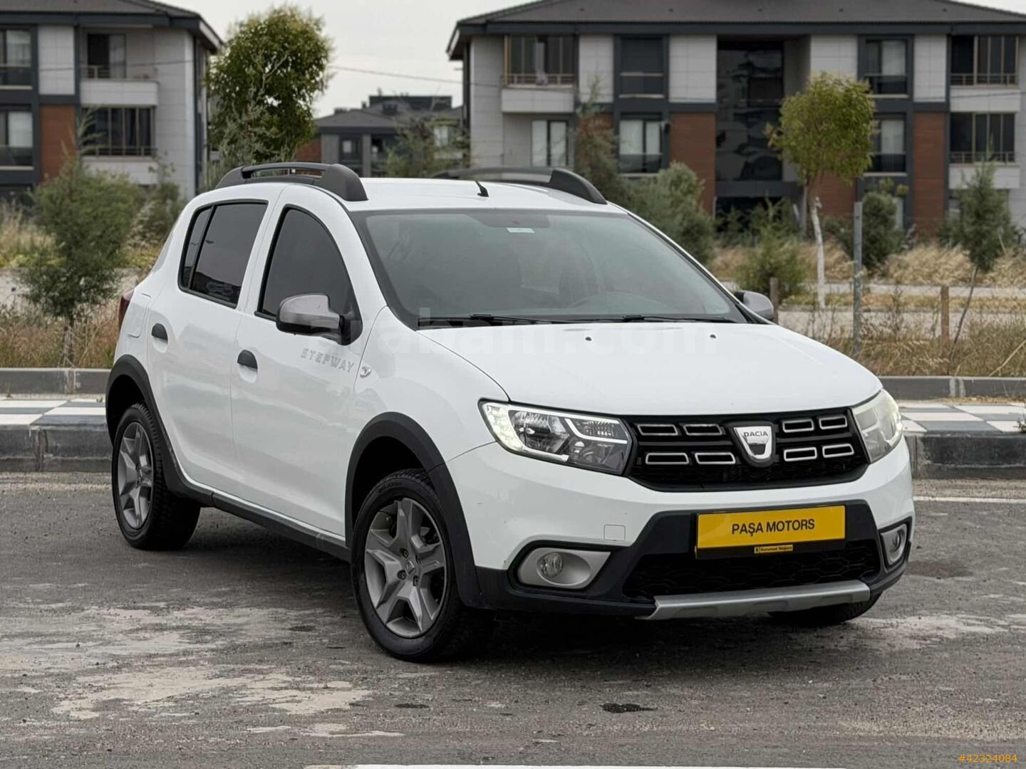 Galeriden Dacia Sandero 1.5 dCi Stepway 2019 Model Tekirdağ 169.000 km Beyaz 1