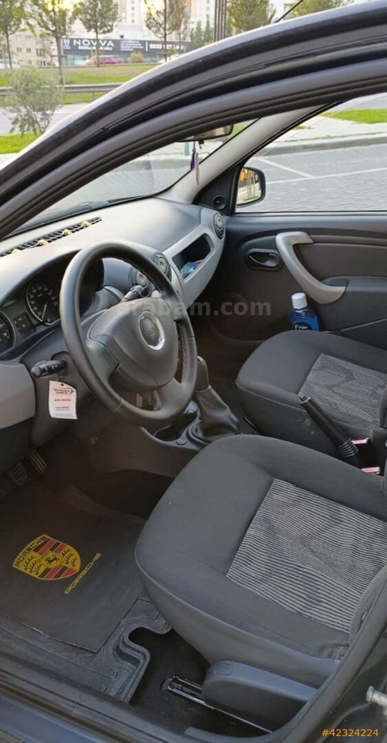 Galeriden Dacia Sandero 1.2 Ambiance 2012 Model İstanbul 165.000 km Füme 5