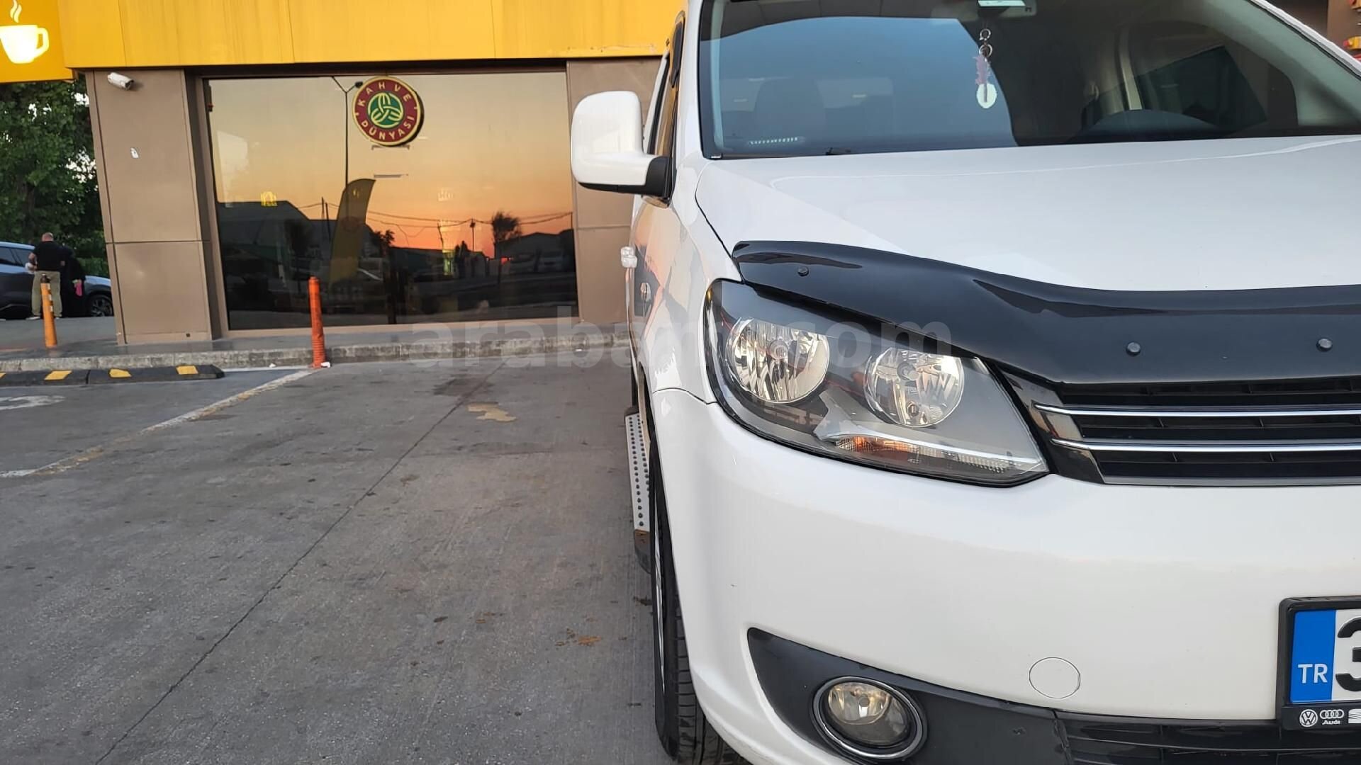 Sahibinden Volkswagen Caddy 1.6 TDI Comfortline 2013 Model İstanbul 175.500 km Beyaz 7