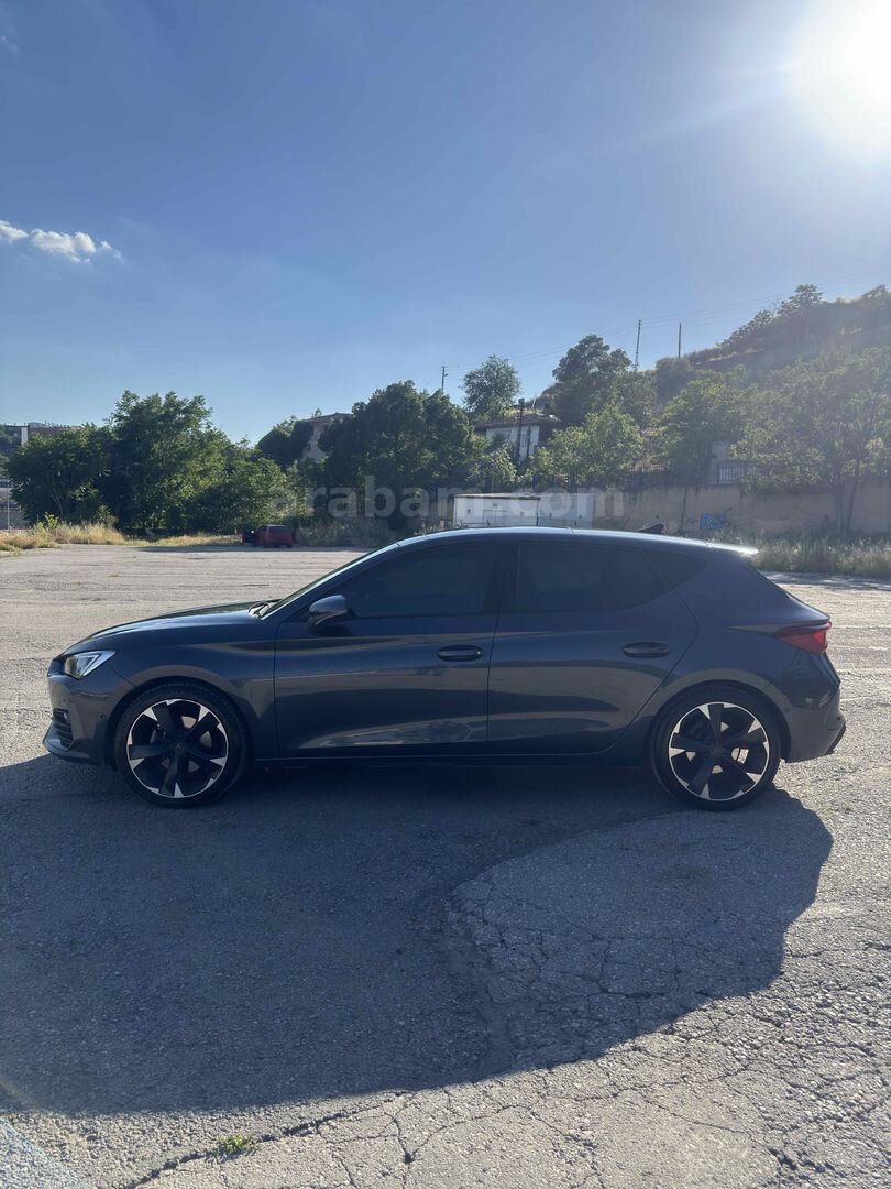 Sahibinden Cupra Leon 1.5 eTSI Standart 2023 Model Ankara 35.000 km Füme 3