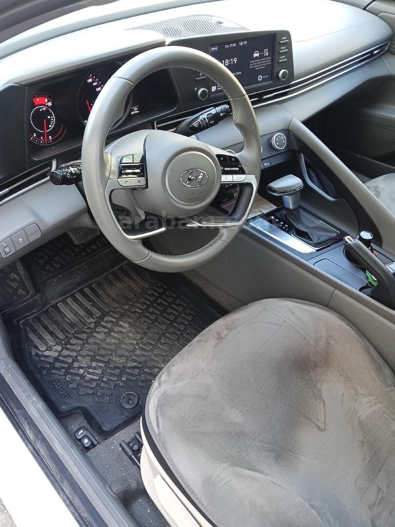 Sahibinden Hyundai Elantra 1.6 MPI Smart 2021 Model Kocaeli 47.000 km Beyaz 5