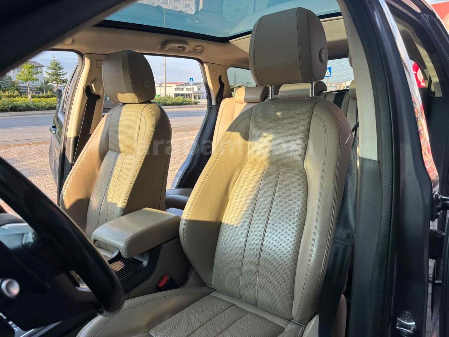 Sahibinden Land Rover Discovery Sport 2.0 TD4 HSE 2016 Model Ankara 272.000 km Gri 6
