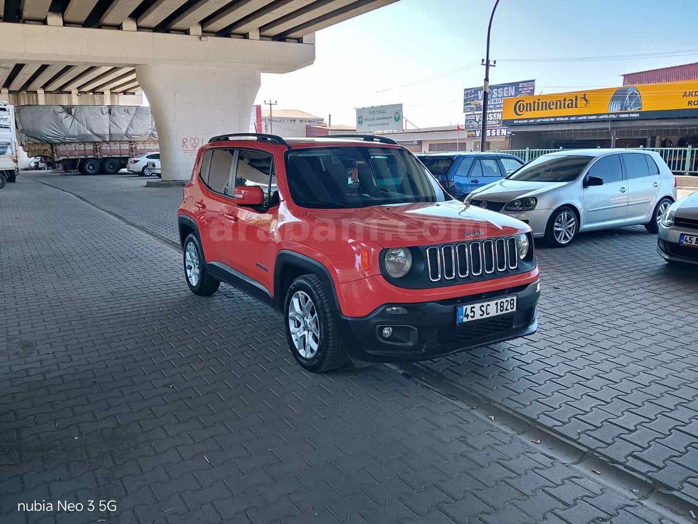 Sahibinden Jeep Renegade 1.4 MultiAir Longitude 2015 Model Manisa 156.500 km Turuncu 1