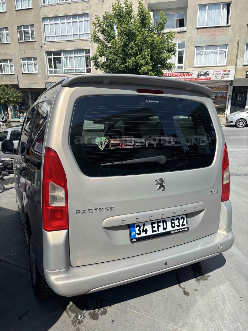 Sahibinden Peugeot Partner 1.6 HDI Premium Pack 2009 Model İstanbul 256.500 km Gri 1