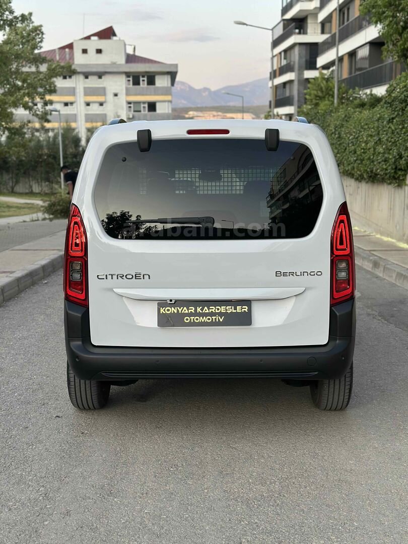 Galeriden Citroen Berlingo 1.5 BlueHDI Max 2026 Model İzmir 2.000 km Beyaz 7