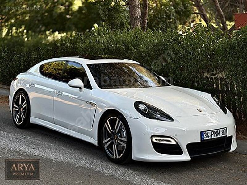 Galeriden Porsche Panamera Diesel 2012 Model İstanbul 222.000 km Beyaz