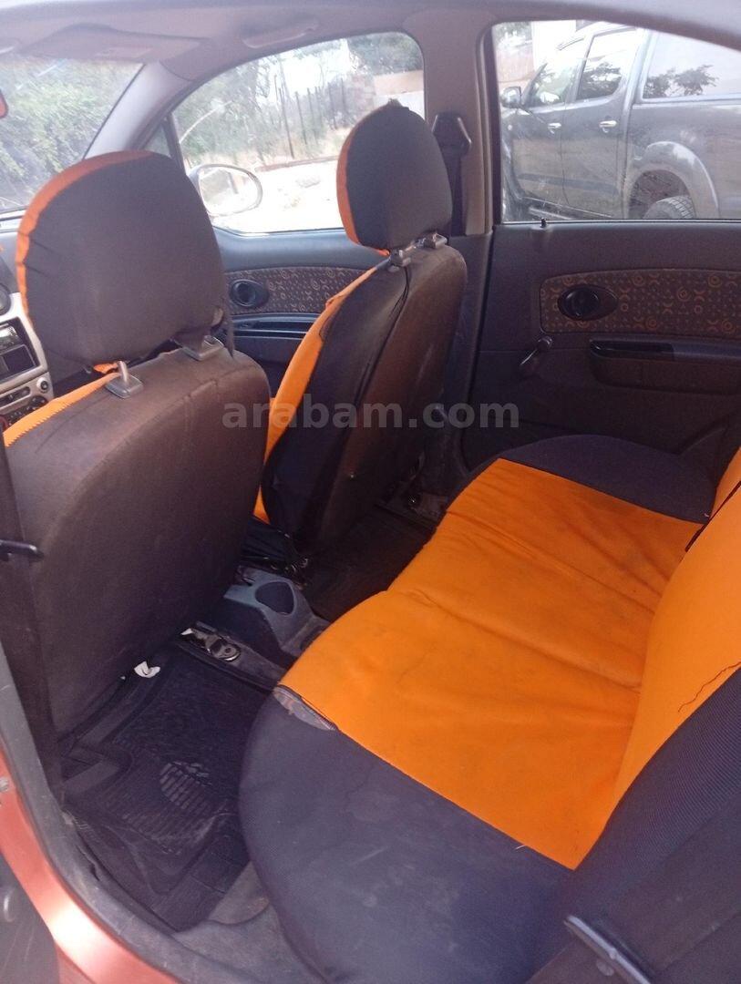 Sahibinden Chevrolet Spark 1.0 SE 2005 Model Siirt 205.000 km Turuncu 4