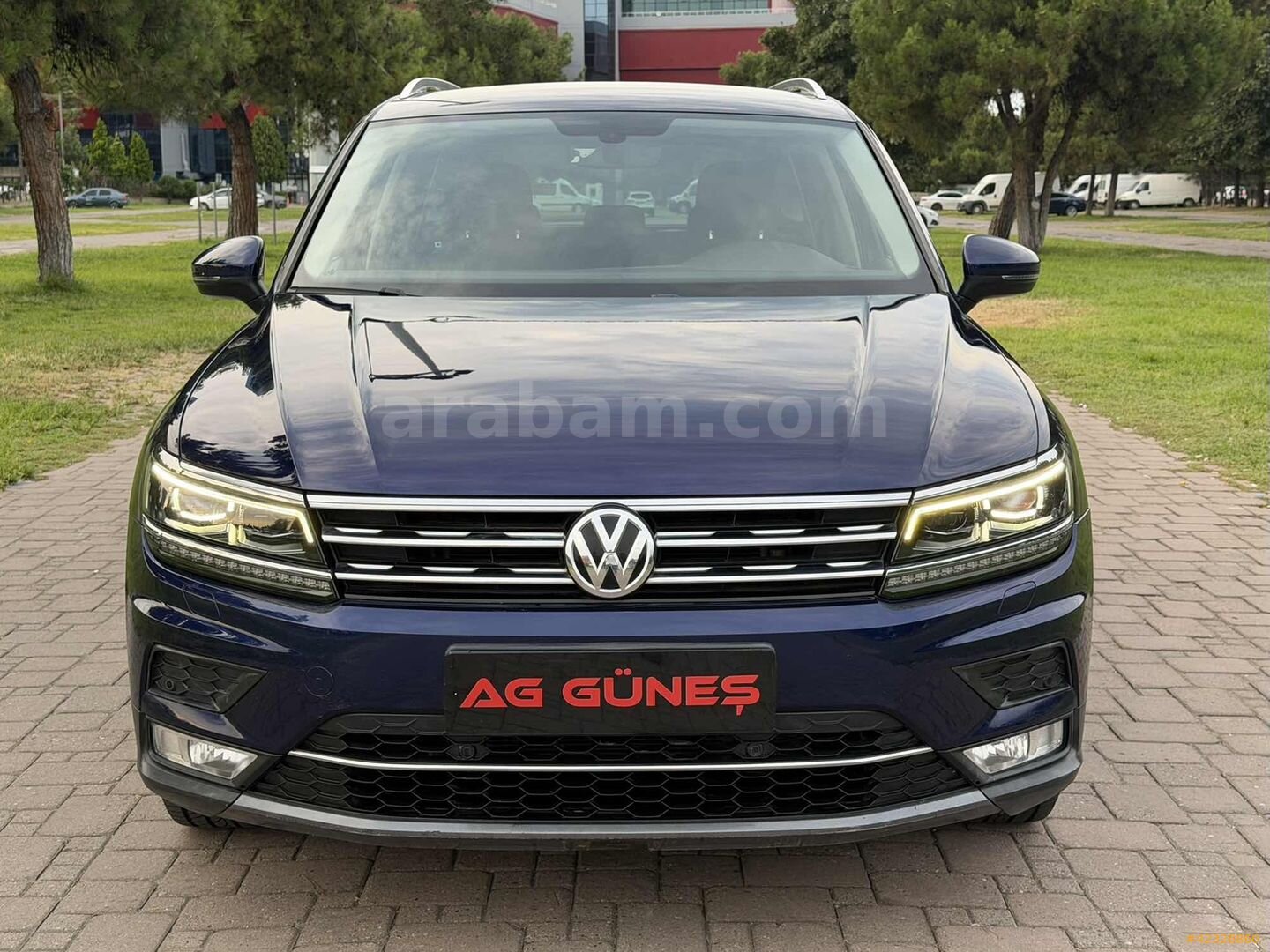 Galeriden Volkswagen Tiguan 1.4 TSI Highline 2016 Model Bursa 152.000 km Mavi 1