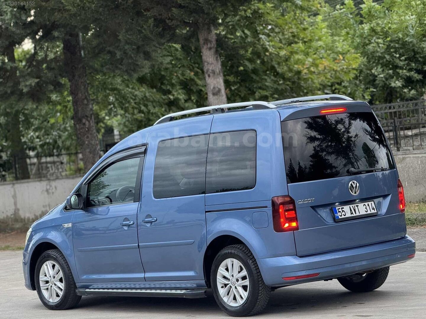 Galeriden Volkswagen Caddy 2.0 TDI Exclusive 2020 Model Samsun 105.000 km Mavi 3
