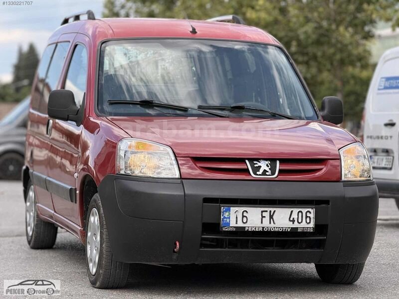Galeriden Peugeot Partner 1.9 D 2005 Model Sakarya 333.000 km Kırmızı