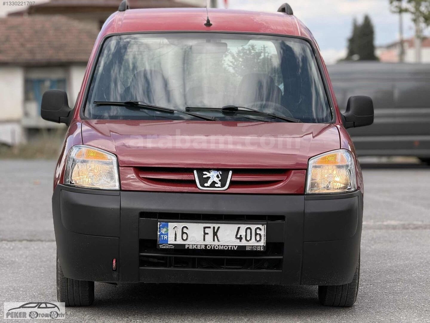 Galeriden Peugeot Partner 1.9 D 2005 Model Sakarya 333.000 km Kırmızı 2