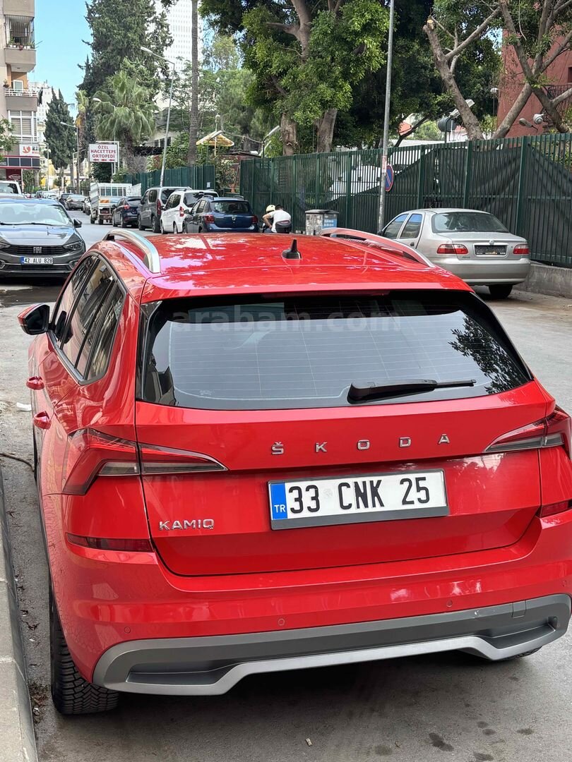 Sahibinden Skoda Kamiq 1.6 TDI Premium 2020 Model Mersin 172.000 km Kırmızı 4